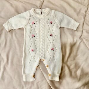 SHEIN Knit Baby One Piece